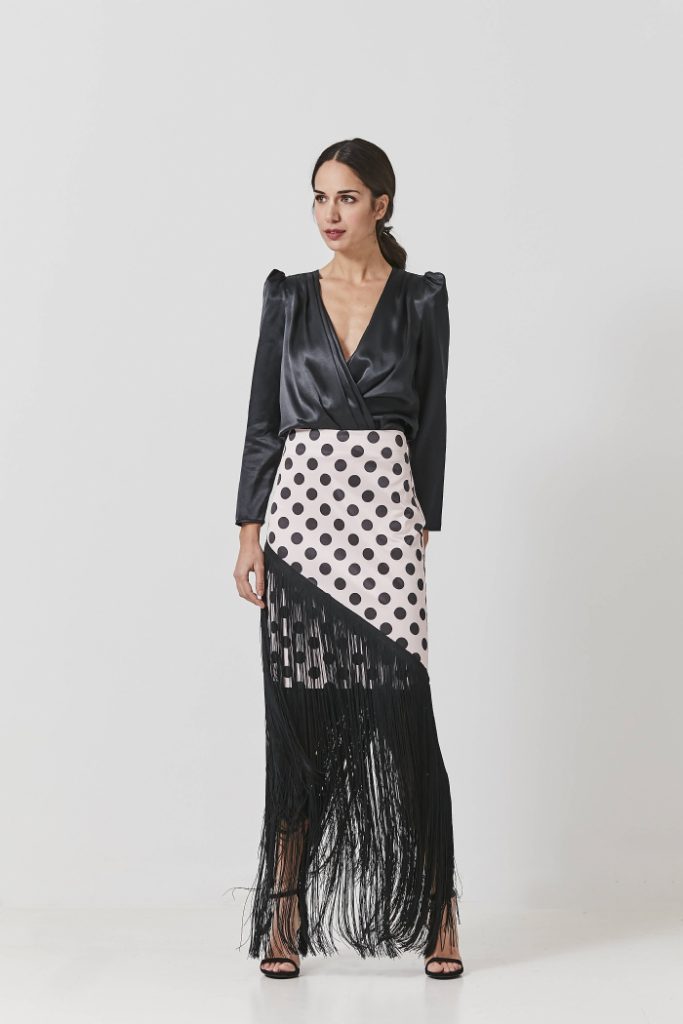 looks invitadas de boda con flecos