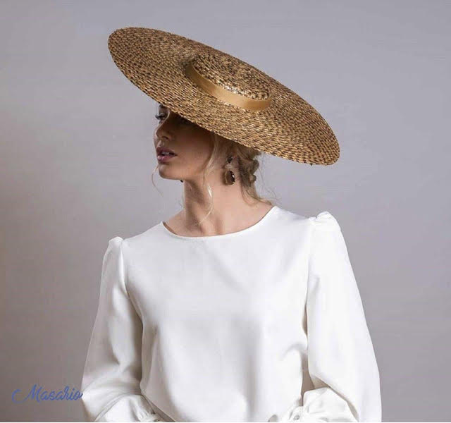Tocados de invierno para invitadas de boda