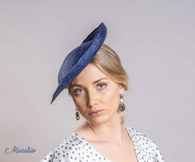 Tocados de invierno para invitadas de boda