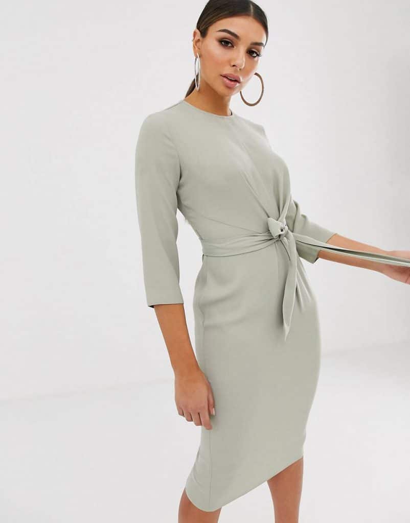 Invitada de boda de otoño