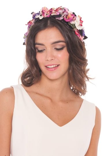 Peinados pelo corto para invitada de boda