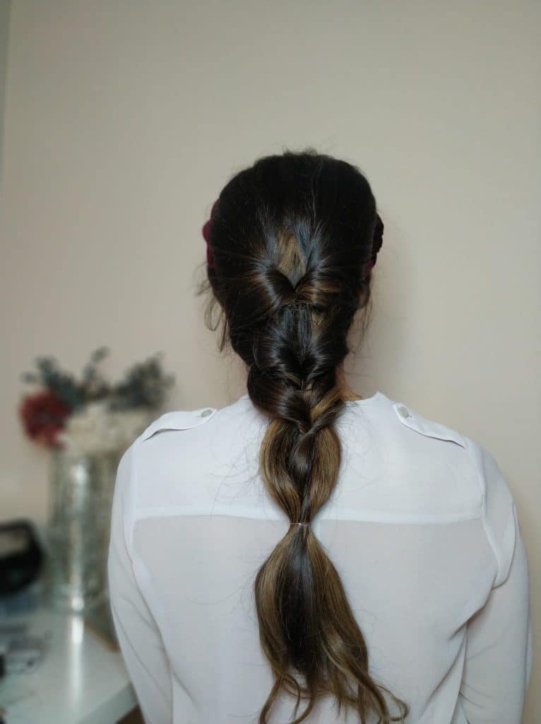 Tutorial peinado para invitada de boda - trenza con 4 gomas