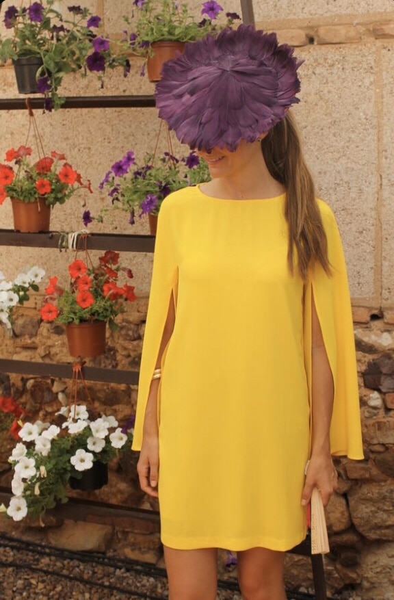 vestido amarillo para invitada de boda