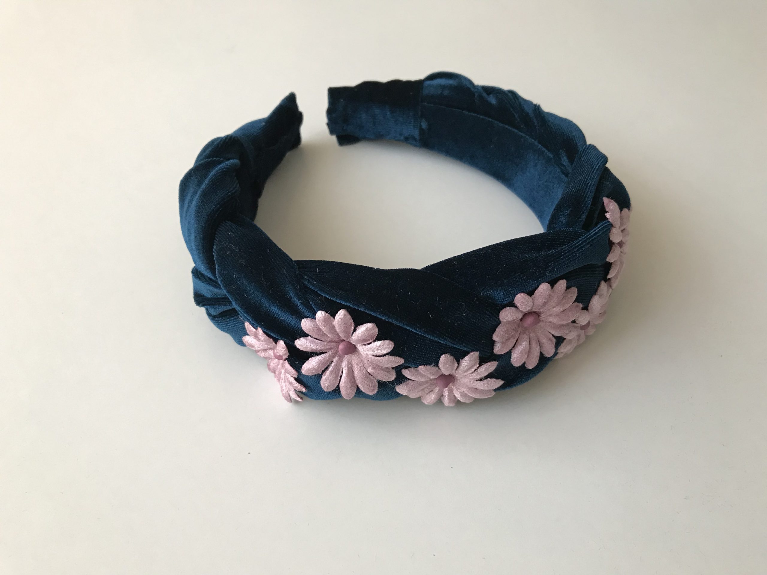 diadema de terciopelo1